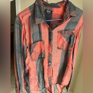 RED & BLACK PLAID FLANNEL - NOLLIE - MEDIUM! Perfect for layering!